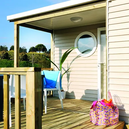 Campsite Paradis Des Dombes 3*