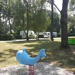 Campsite Paradis Des Dombes 3*