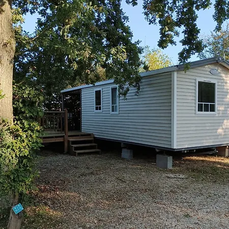 Paradis Des Dombes Campsite
