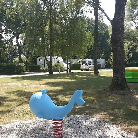 Campingplatz Paradis Des Dombes 3*