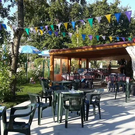 Campsite Paradis Des Dombes Sandrans