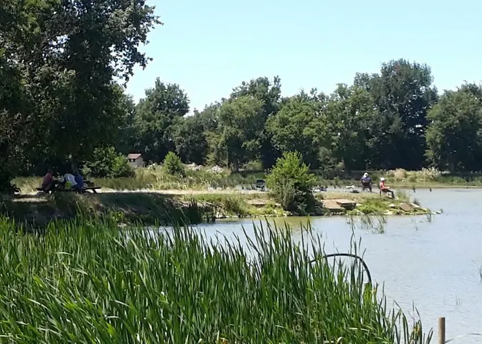 Paradis Des Dombes 营地